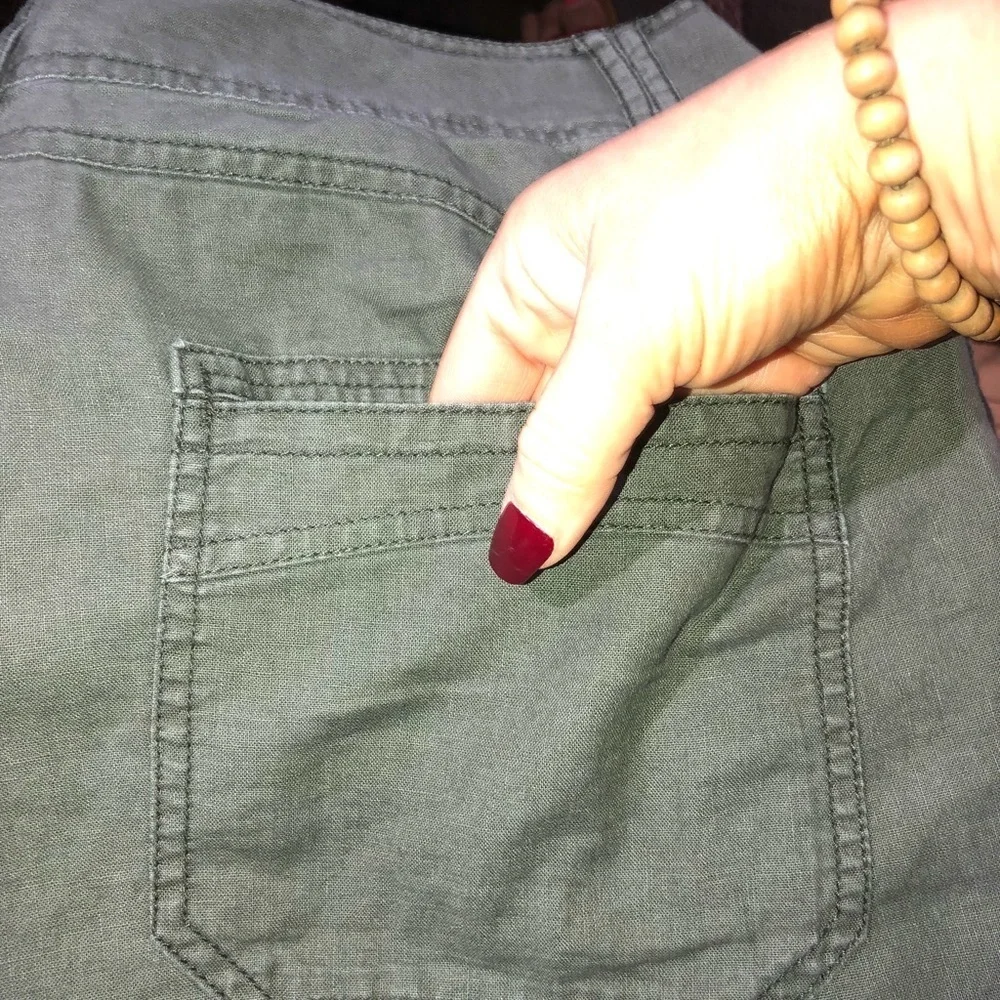 H&M Army green Linen Crop Pants Size 14